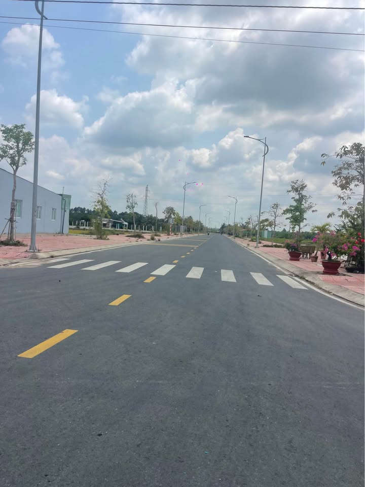 Đất D1 Long An Long Hồ 300m² - Đường ô tô vào tận nơi