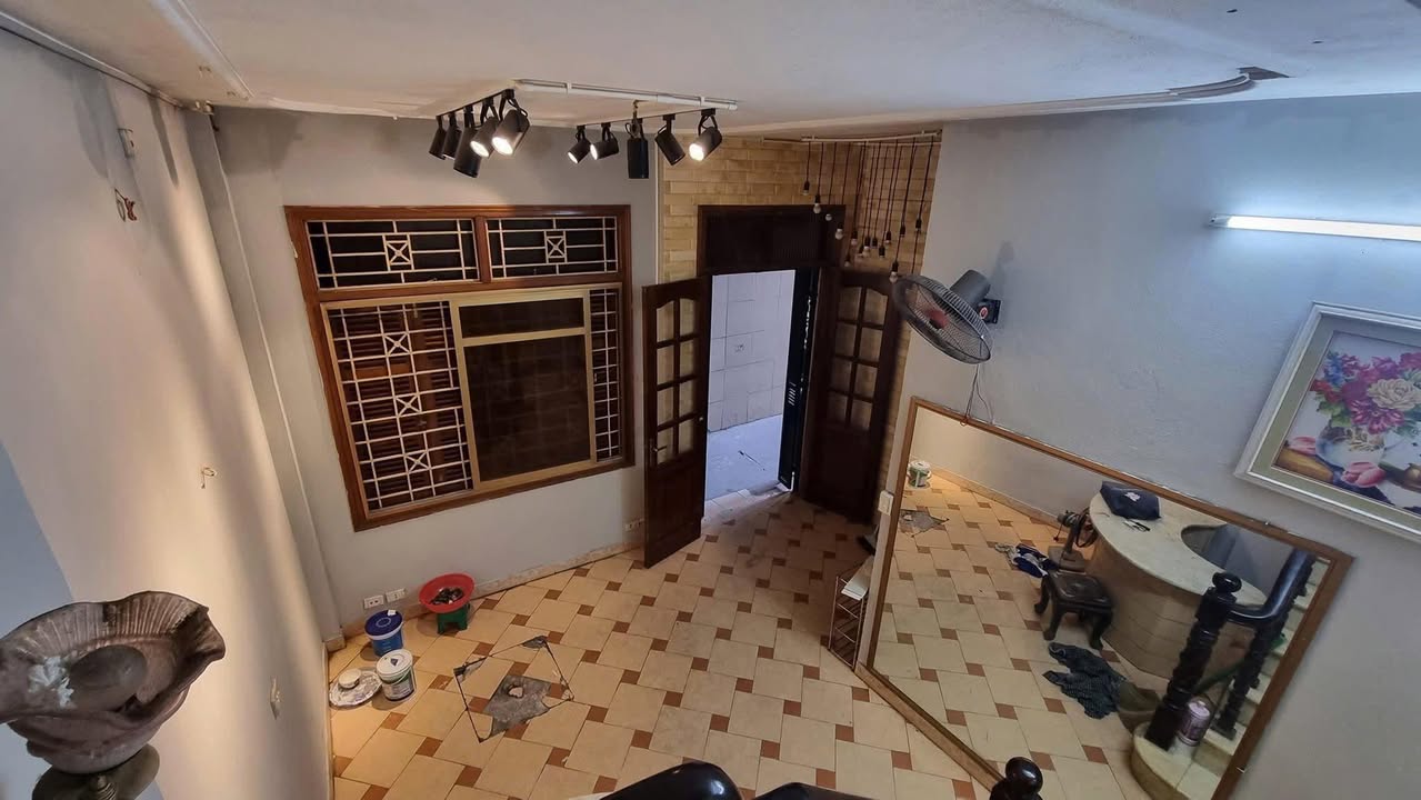 Nhà thuê Ngõ Giếng Mứt Bạch Mai 35m² giá 12 triệu - Sẵn sàng vào ở