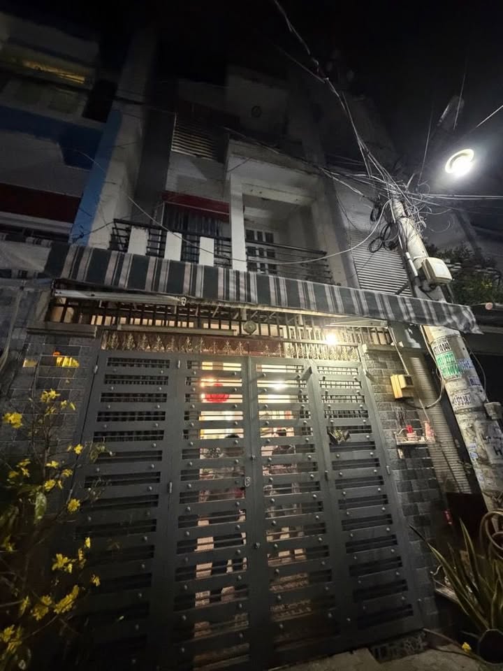 Nhà phố Lê Văn Quới 52m² 7 tỷ - Mặt tiền kinh doanh