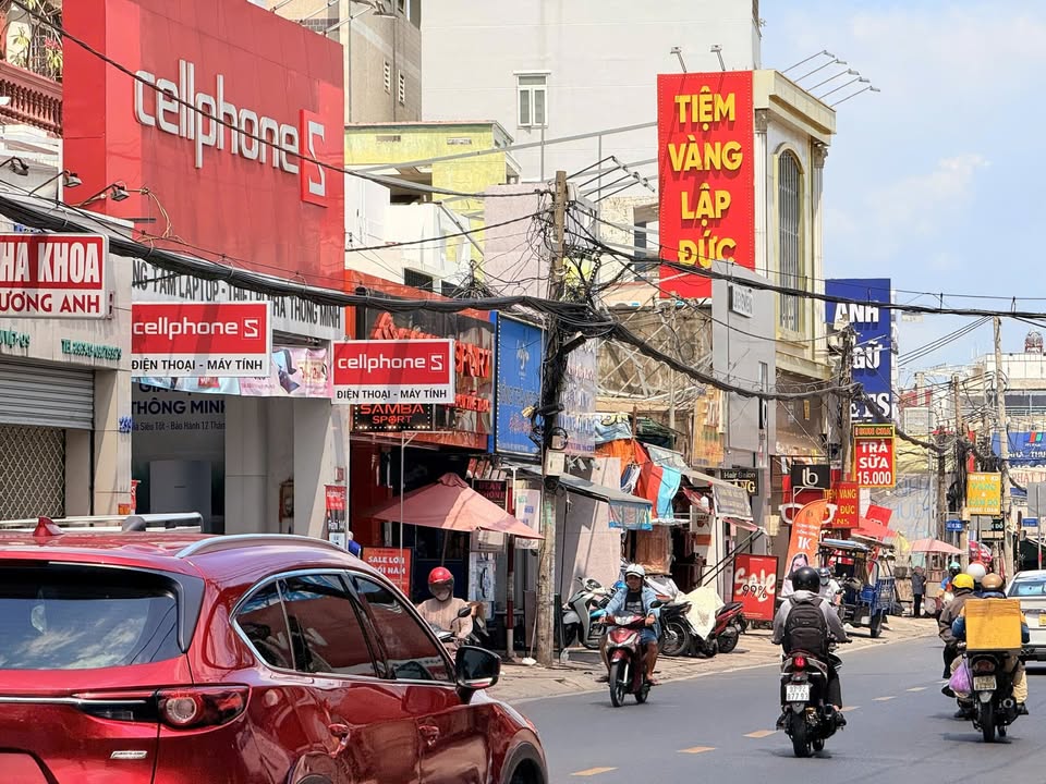 Nhà mặt tiền Lê Văn Việt Q9 130m² 9 tỷ - KD ngay cho thuê