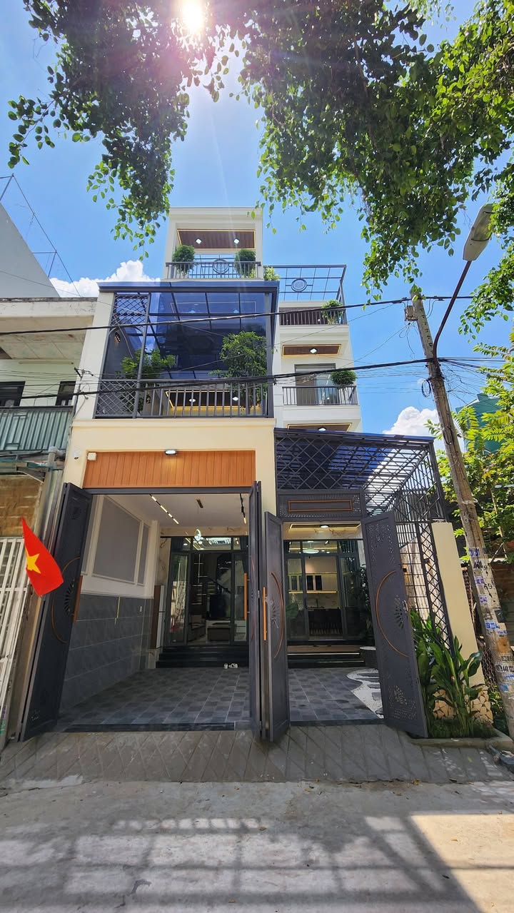 Nhà riêng Thới An Q12 95m² giá 7.8 tỷ - Sẵn sàng ở ngay