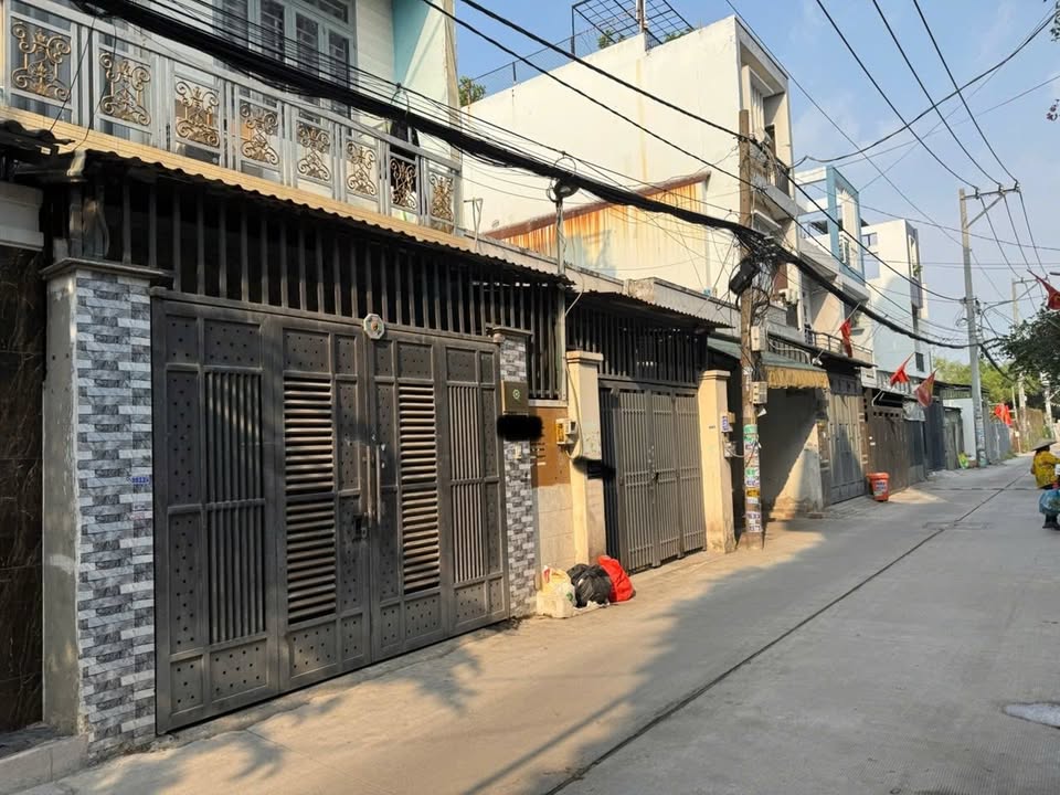 Nhà hẻm Bình Thành Bình Tân 47m² 5 tỷ - Ô tô vào tận nhà