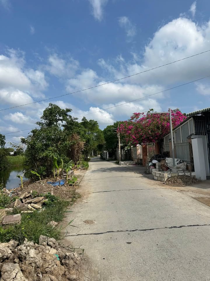 Đất nền Tân Xuyên Cà Mau 2.800m² - Sổ đỏ chính chủ