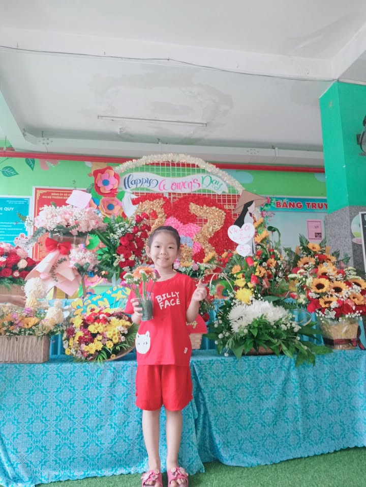 Nhà Tân Xuân Hóc Môn 42m² 1,8 tỷ - Ô tô vào tận nhà