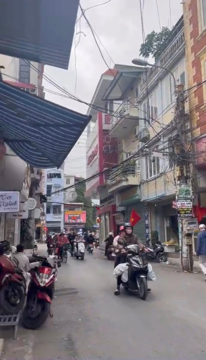 Nhà mặt đường Vũ Chí Thắng, Hải An 44m² 6.25 tỷ - Sẵn sàng ở ngay