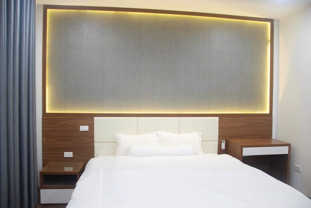 Nha pho Ecopark Xuan Quan 75m2 18 trieu - San sang o ngay