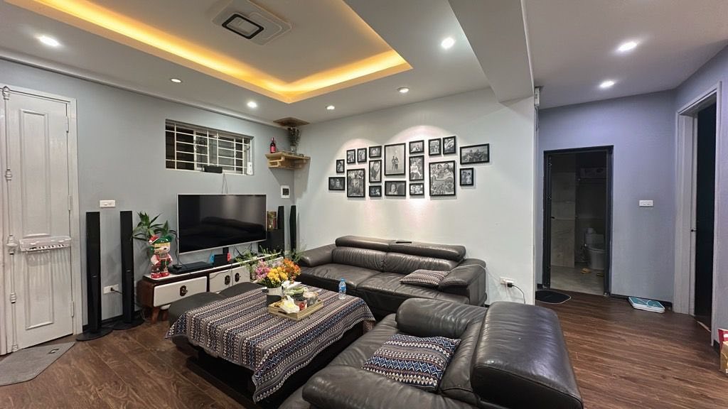 Căn hộ KĐT Việt Hưng Long Biên 108m² 6.17 tỷ - View đẹp