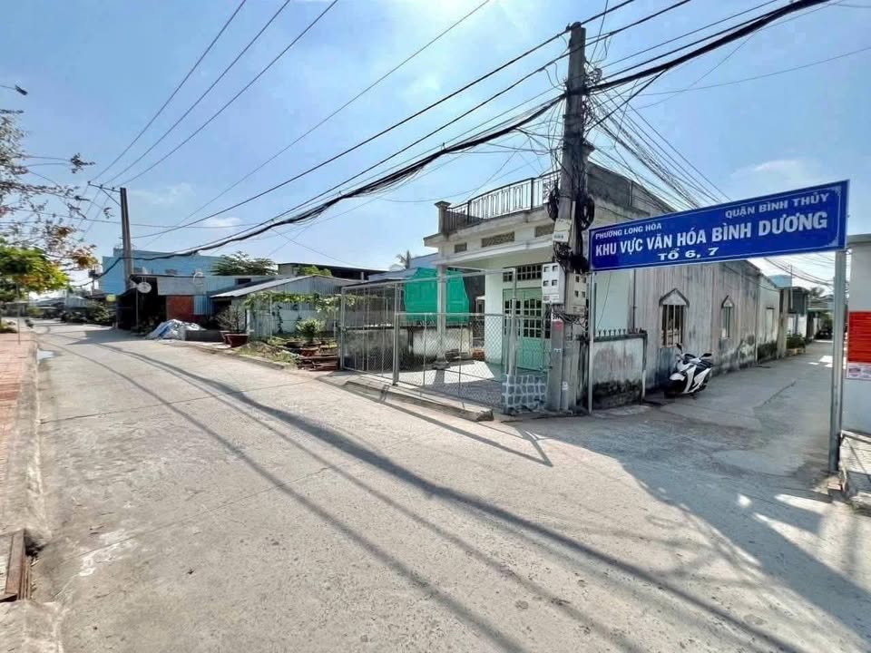 Nhà trệt Long Hòa Bình Thủy 103m² 1.32 tỷ - Ô tô vào tận nhà