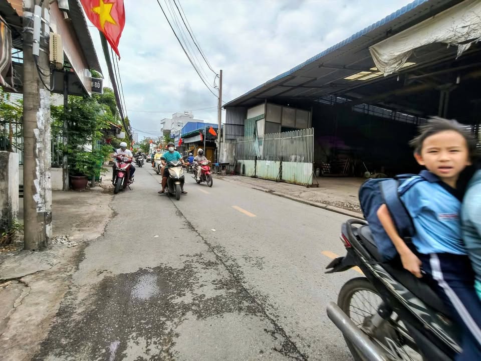 Nhà mặt tiền An Phú Đông 332m2 14 tỷ - Chính chủ bán