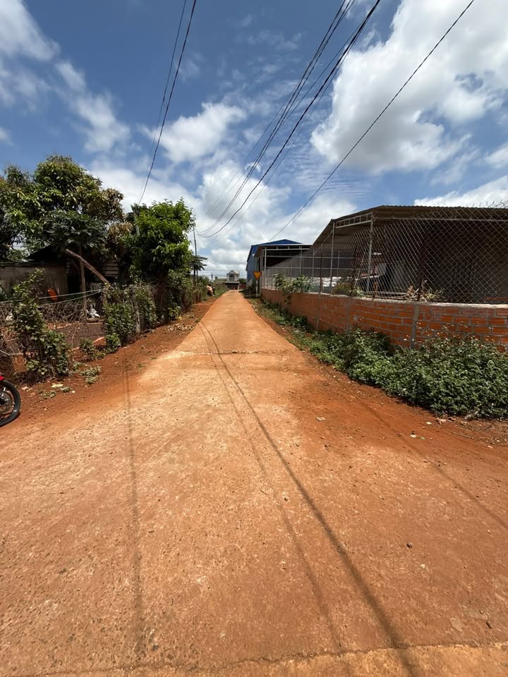 Đất nền Ea H'leo 400m² giá 1.7 tỷ - Sổ đỏ chính chủ