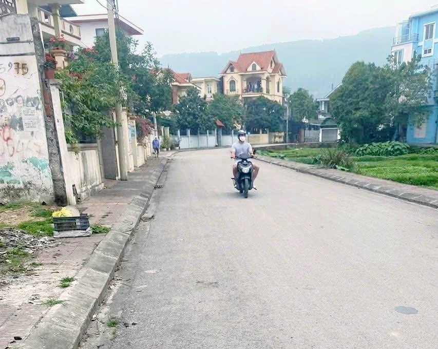 Đất nền Uông Bí 67m² 2.2 tỷ - Sổ đỏ chính chủ