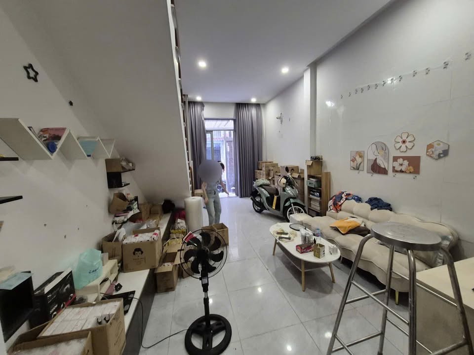 Nhà Thoại Ngọc Hầu Tân Phú 58.2m² 7.5 tỷ - Ô tô vào ngõ, full tiện ích