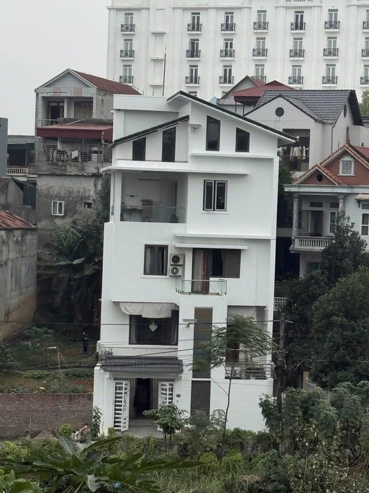 Nhà riêng Khu 4 Gia Cẩm 200m² 11 tỷ - Chính chủ bán