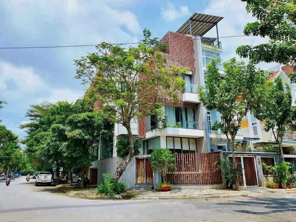 Townhouse Phu My Hung Q7 140m² 50 trieu - Cho thue ngay