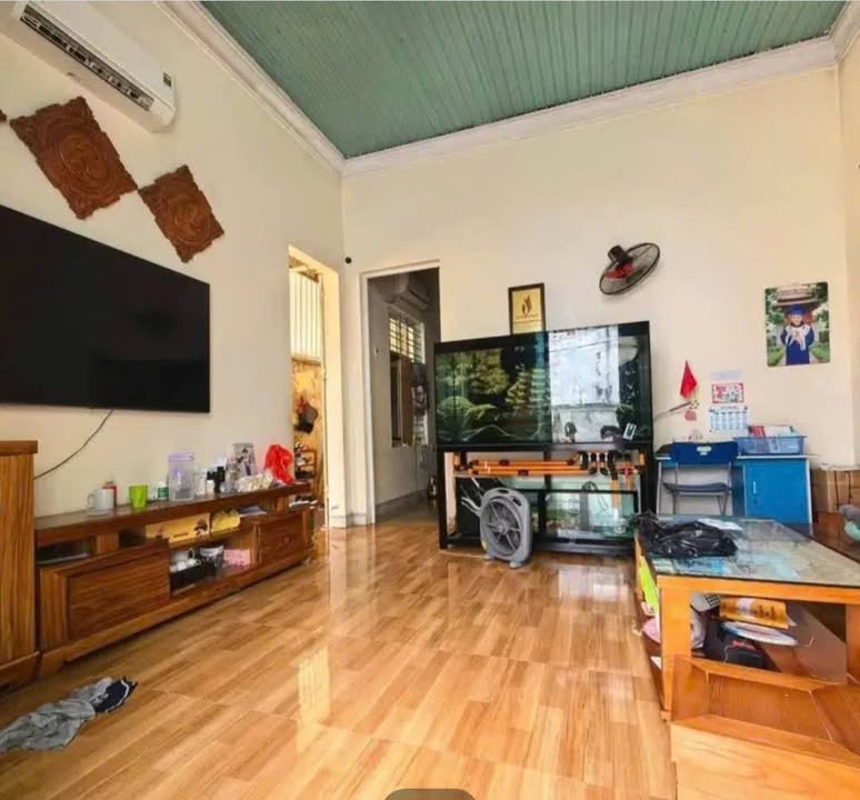 Nhà cấp 4 Quảng Tiến 60m2 1.3 tỷ - Chính chủ bán gấp