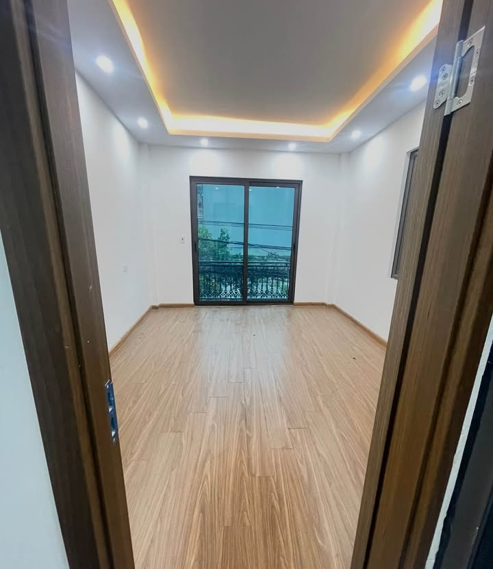 Nhà Trịnh Văn Bô 40m² 5 tỷ - Ô tô vào nhà kinh doanh