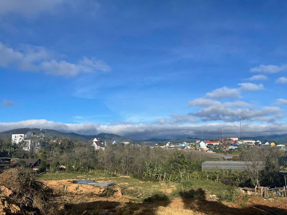 Đất Đạ Nhim Lạc Dương 400m² giá 3 tỷ - Sổ riêng chính chủ