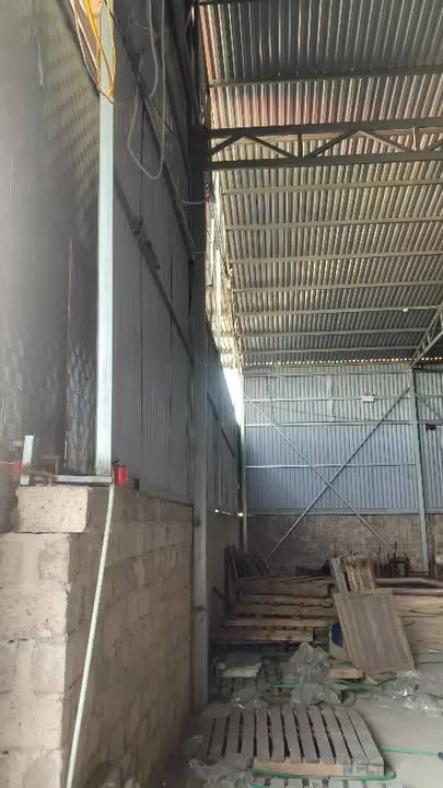 Nhà xưởng Thôn Chân Đèo Hạ Long 500m² - Container thoải