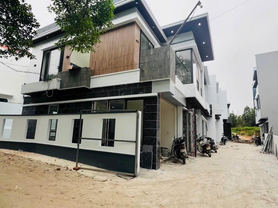 Nhà Thịnh Đán Thái Nguyên 92m2 3 tỷ - Sẵn sàng ở ngay