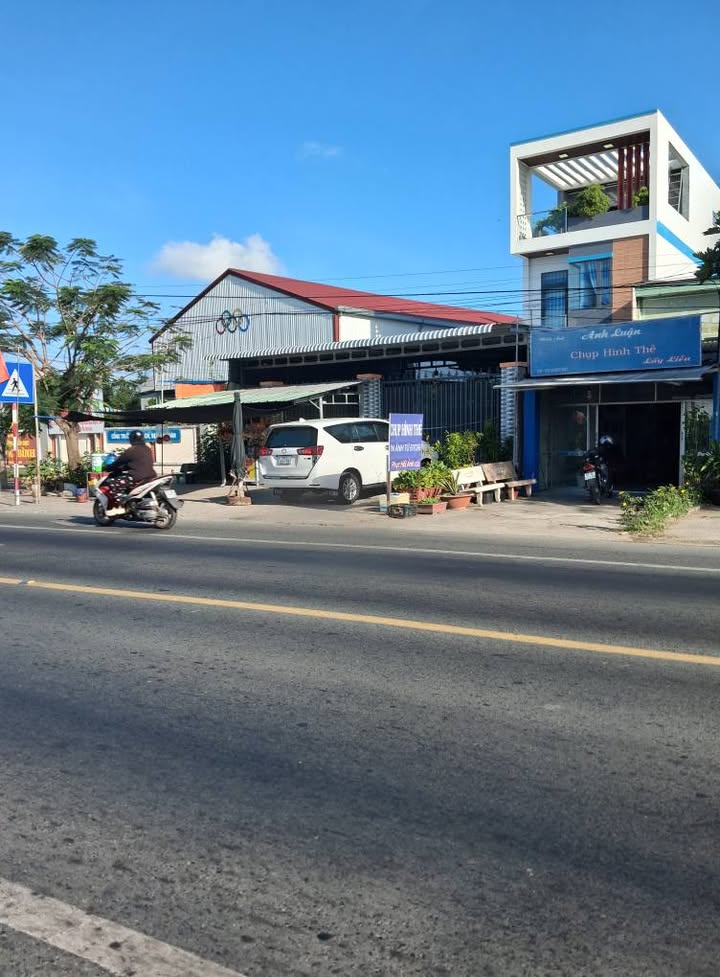 Đất nền QL50 Chợ Gạo 180m² 2.2 tỷ - Tiềm năng tăng giá