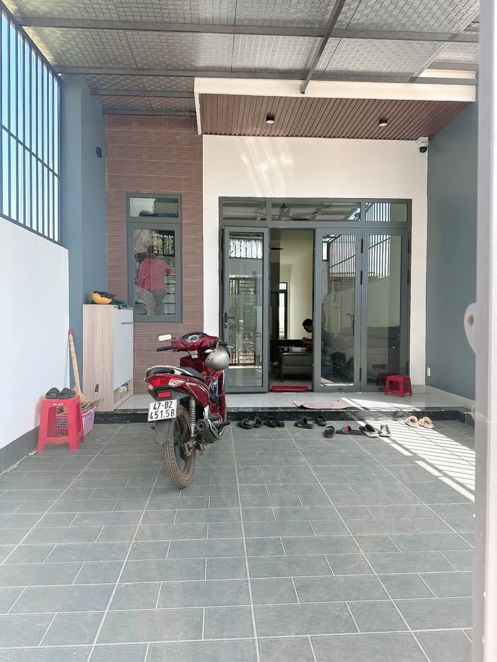 Nhà Nguyễn Phúc Chu, TDM 125m² 2.65 tỷ - Ô tô vào tận nhà