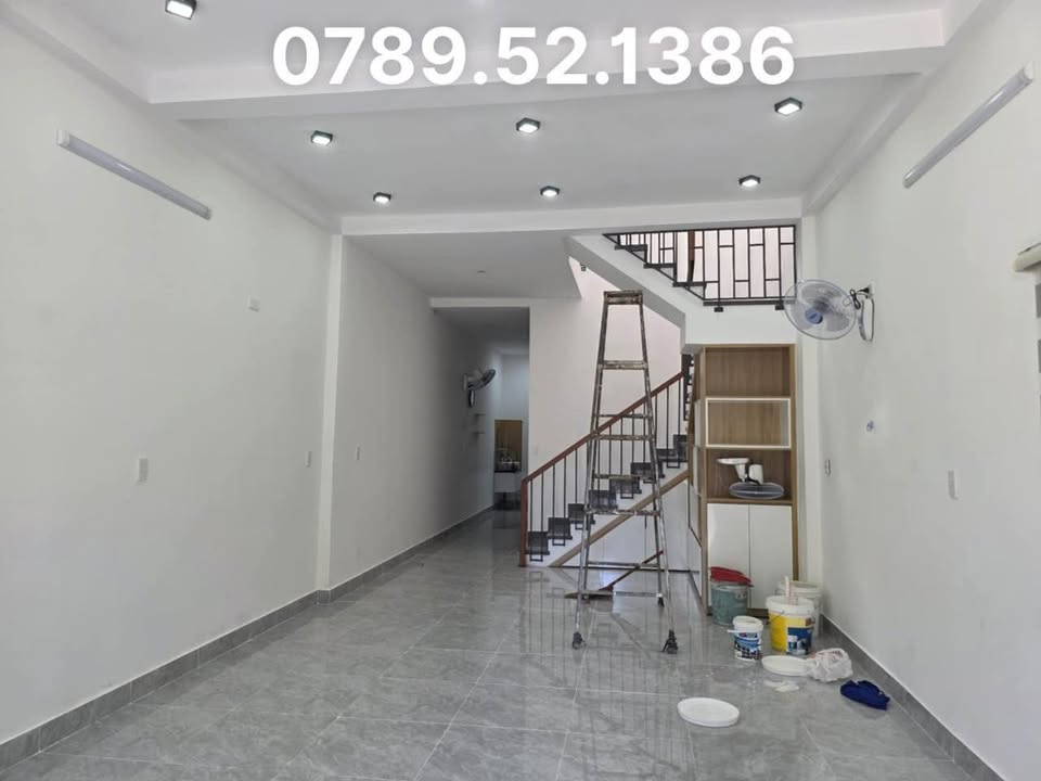 Nhà MT Huỳnh Thúc Kháng Tam Kỳ 60m² 3.8 tỷ - Ô tô vào tận nhà