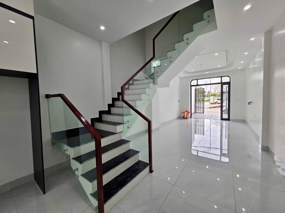 Nhà mặt đường Ngô Sỹ Liên 72m² dưới 8 tỷ - Chính chủ bán