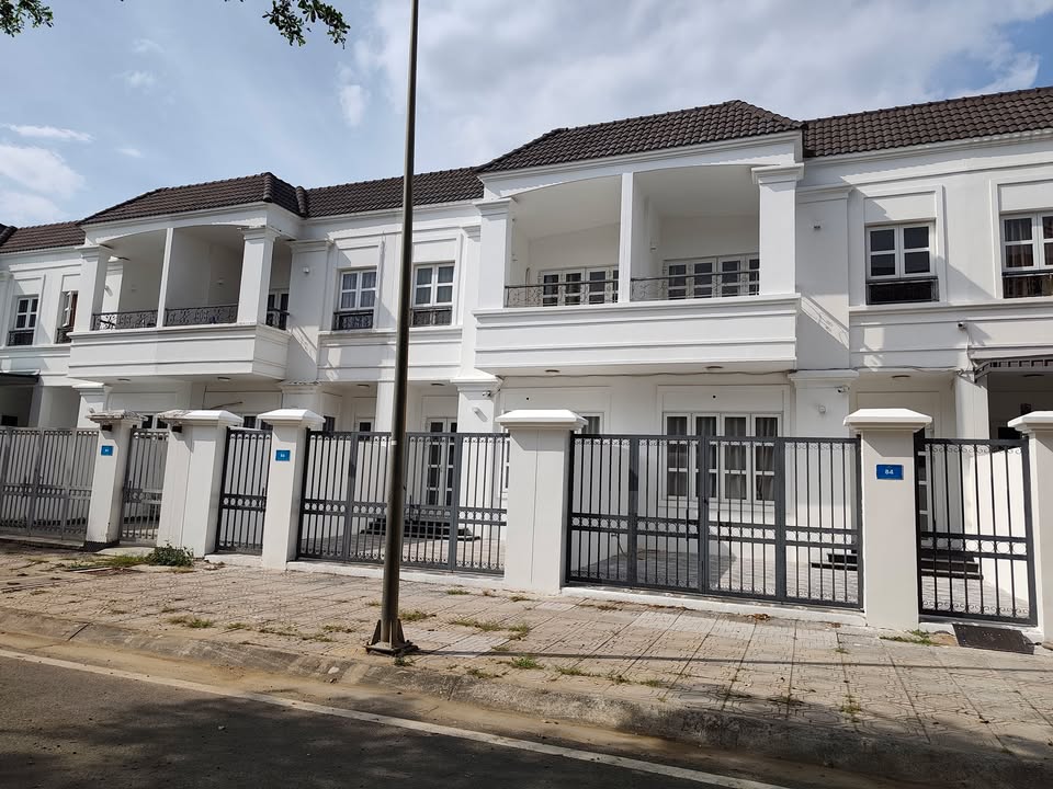 Căn hộ Thăng Long Home Long Thành 115m2 - View công viên