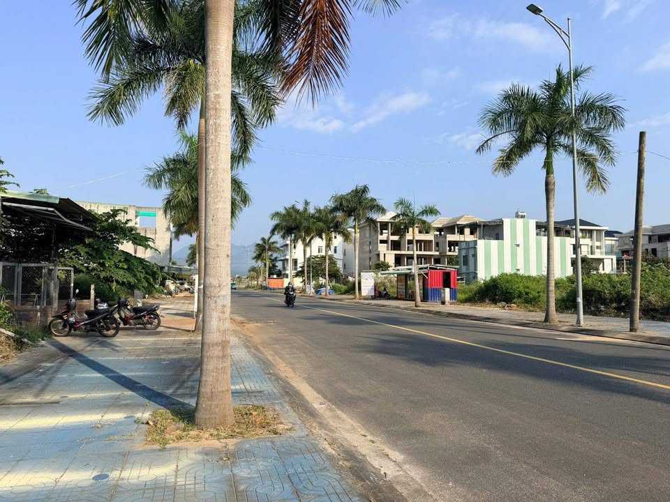 Townhouse 9 Lakeside Đà Nẵng 125m² 5.8 tỷ - Chính chủ