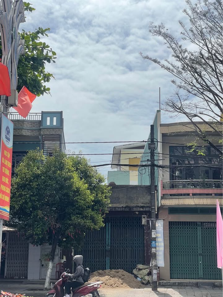 Đất nền CMT8 Hải Châu 115m² giá 10 tỷ - Đường to ô tô