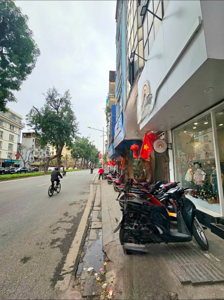 Nhà Kim Mã Ba Đình 38m² giá 16.3 tỷ - Sẵn sàng ở ngay