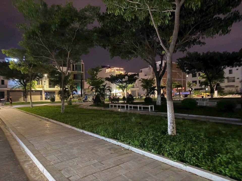 Đất VCN Phước Long 2 Nha Trang 90m² 8.7 tỷ - Sổ đỏ sẵn