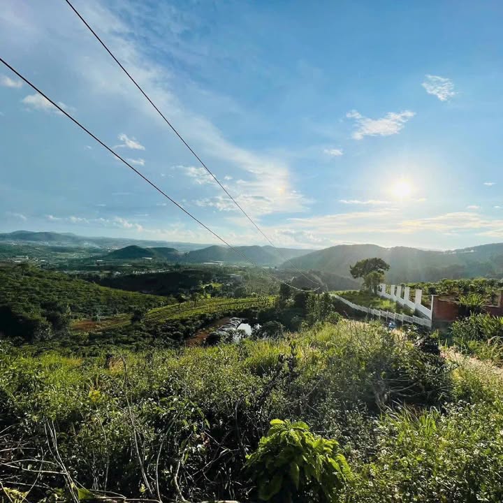 Đất Nam Ban Lâm Hà 300m² 639 triệu - Sổ đỏ chính chủ