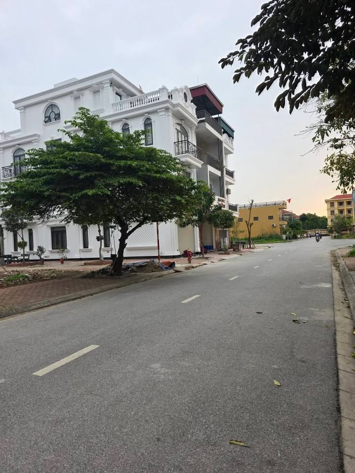 Đất nền Phố Hồ Thuận Thành 90m² 6 tỷ - Sổ đỏ chính chủ