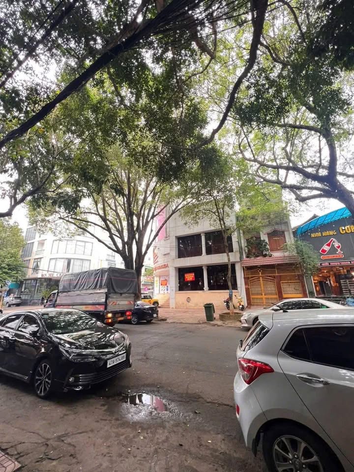 Nhà góc Ngô Quyền Buôn Ma Thuột 90 triệu - Thích hợp KD