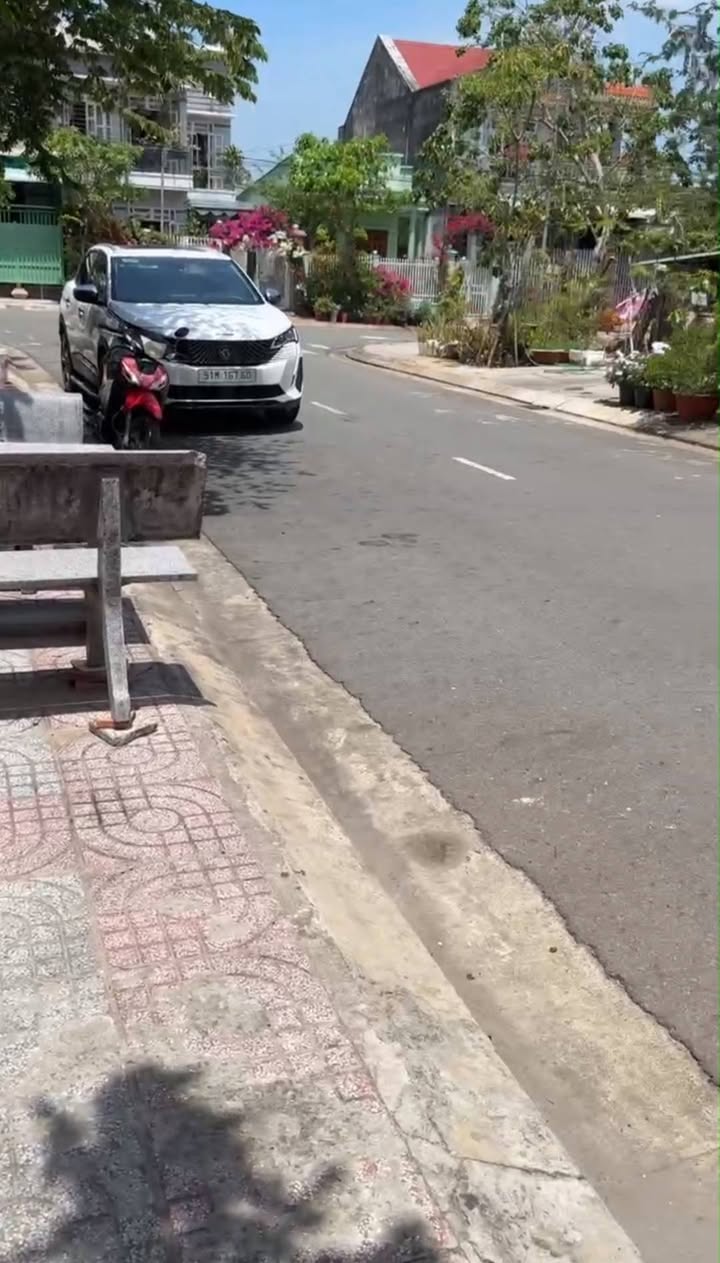 Nhà Long Sơn Vũng Tàu 100m²/2.55 tỷ - Ô tô vào tận nhà