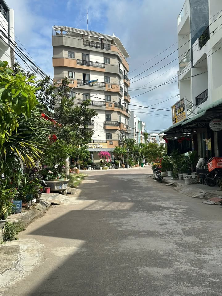 FrontHouse Tran Phu Quy Nhon 80m² 4.6 tỷ - Chính chủ bán