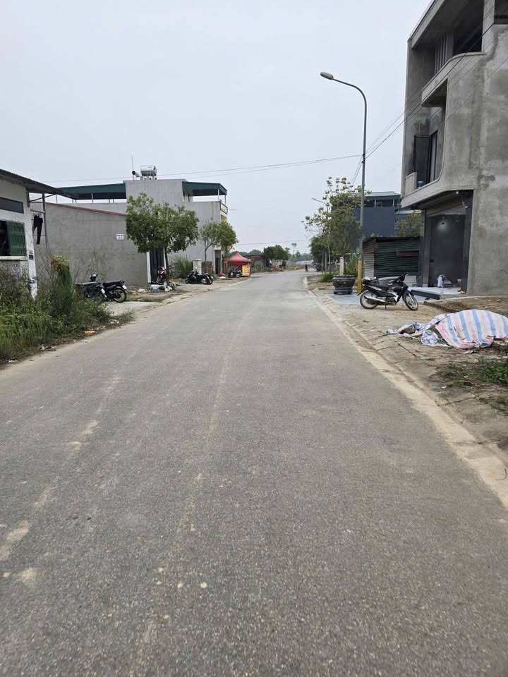 Đất nền Đoàn Kết Lào Cai 100m² 1.6 tỷ - Sổ đỏ chính chủ