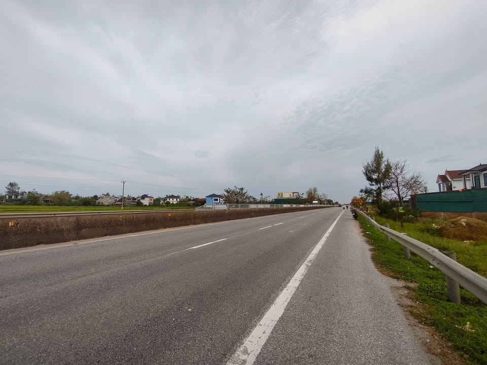 Đất nền Cẩm Quang QL1A 400m² 8 tỷ - Sổ đỏ chính chủ