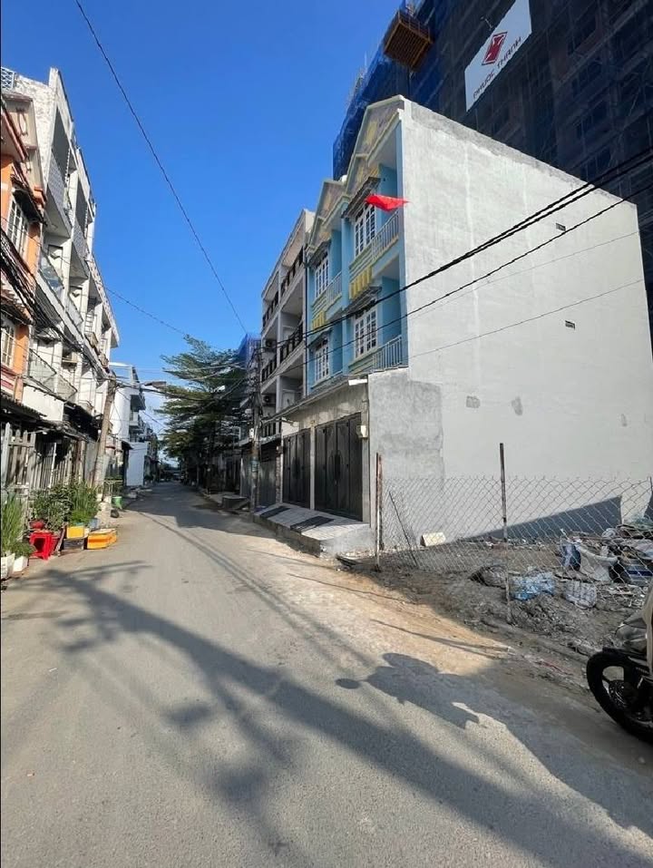 Đất thổ cư Lê Văn Lương Quận 7 85m2 7 tỷ - Sổ đỏ chính chủ