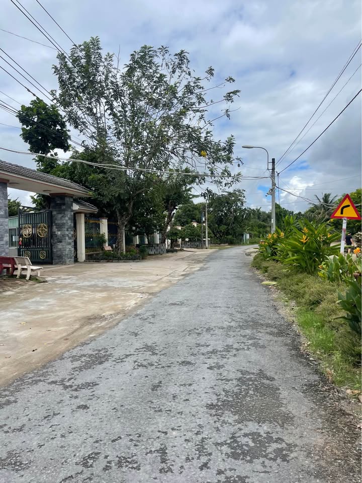 Đất Vĩnh Long Hương Lộ Trường An 426m² 2.13 tỷ - Sổ đỏ chính chủ