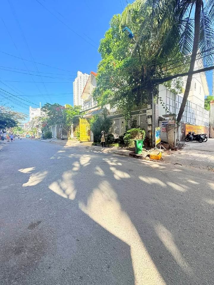 Đất Làng ĐH Phước Kiển 160m² 21.5 tỷ - Pháp lý rõ ràng