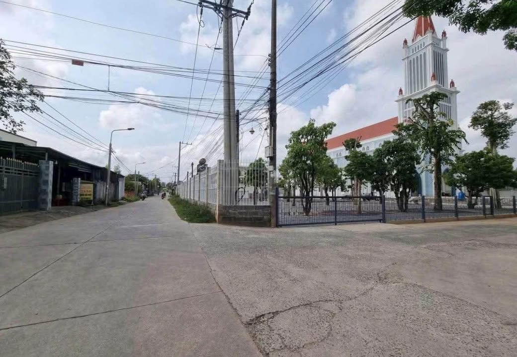 Nhà riêng Phú Lâm Tân Phú 327m² 2,1 tỷ - Chính chủ bán