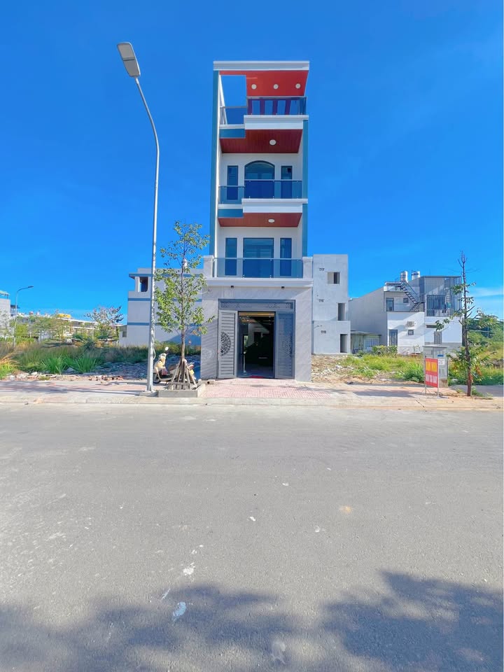 Nhà phố Bửu Long 80m² giá 5.7 tỷ - Mặt tiền kinh doanh