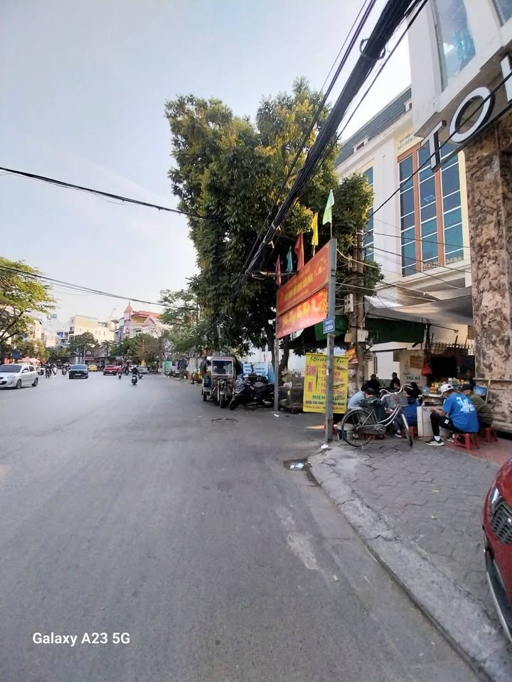 Nhà 2,5 tầng Trần Nguyên Hãn 29m² 2,2 tỷ - Chính chủ bán