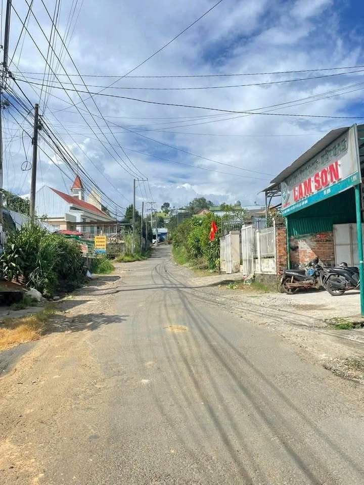 Nhà cấp 4 Bảo Lộc 195m² 2.3 tỷ - Chính chủ bán gấp