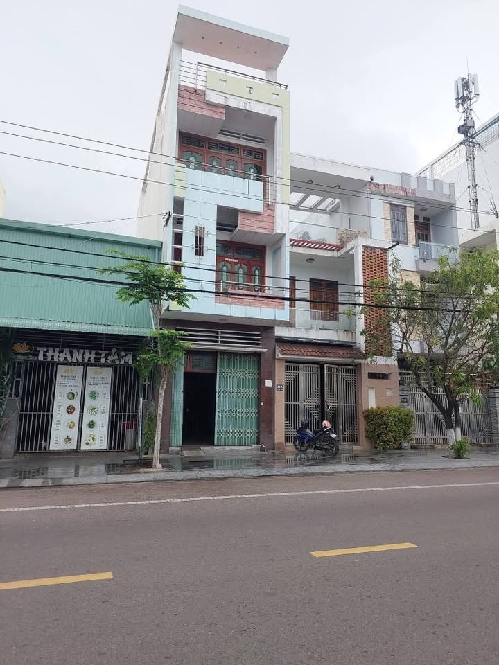 Nhà phố Trần Phú Quy Nhơn 89m² 7 tỷ - Mặt tiền kinh doanh