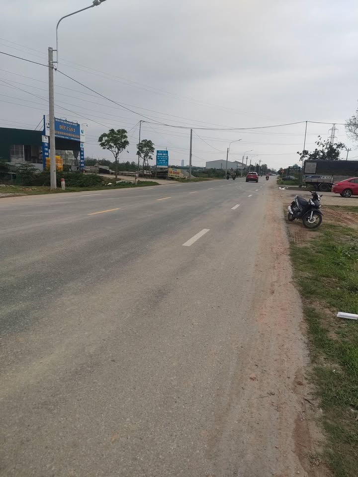 Đất nền Tỉnh lộ 17 Thạch Hà 200m² 4,5 tỷ - Đường to ô tô