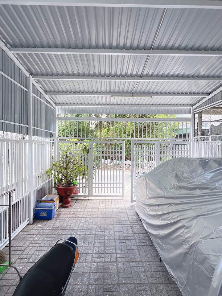 Nhà riêng Long Xuyên 105m² 4 tỷ - Ô tô vào tận nhà xem liền