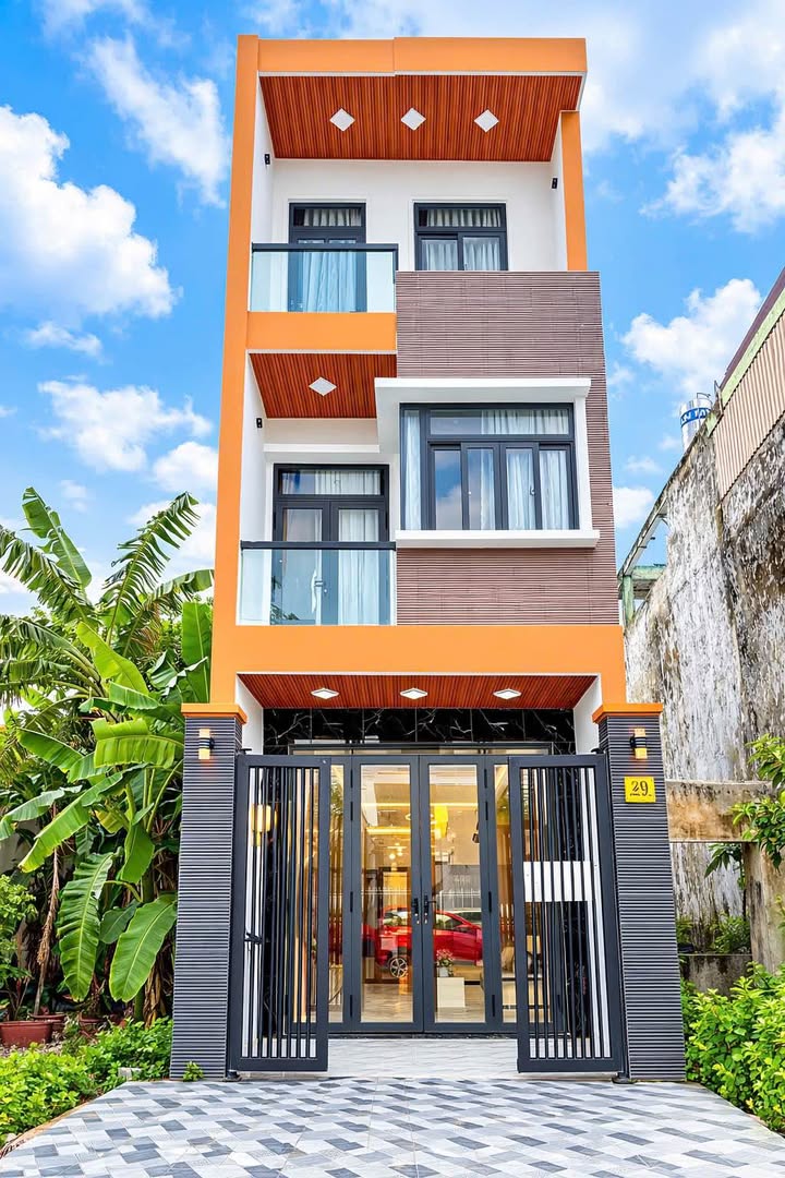 Nhà trệt 2 lầu Cần Thơ KDC Công Ty 8 64m2 4.7 tỷ - Chính chủ